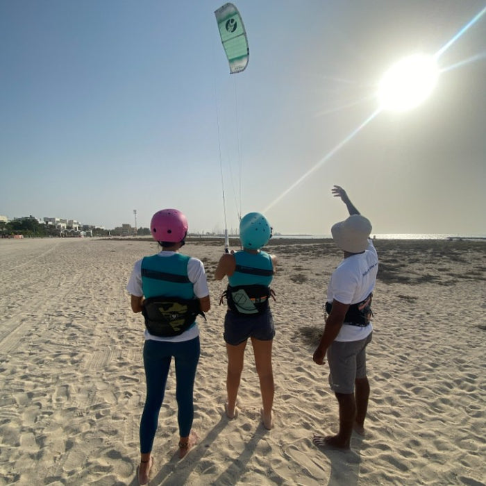 Introduction to Kiteboarding Lesson (Group Lessons) 3 Hours