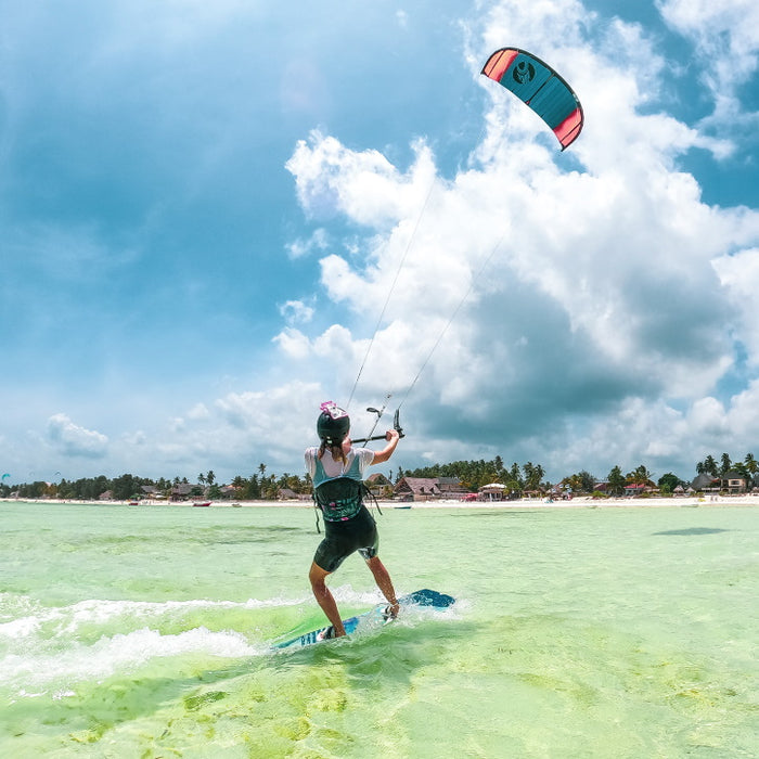 Introduction to Kite Boarding Lesson (Private) 2 hours